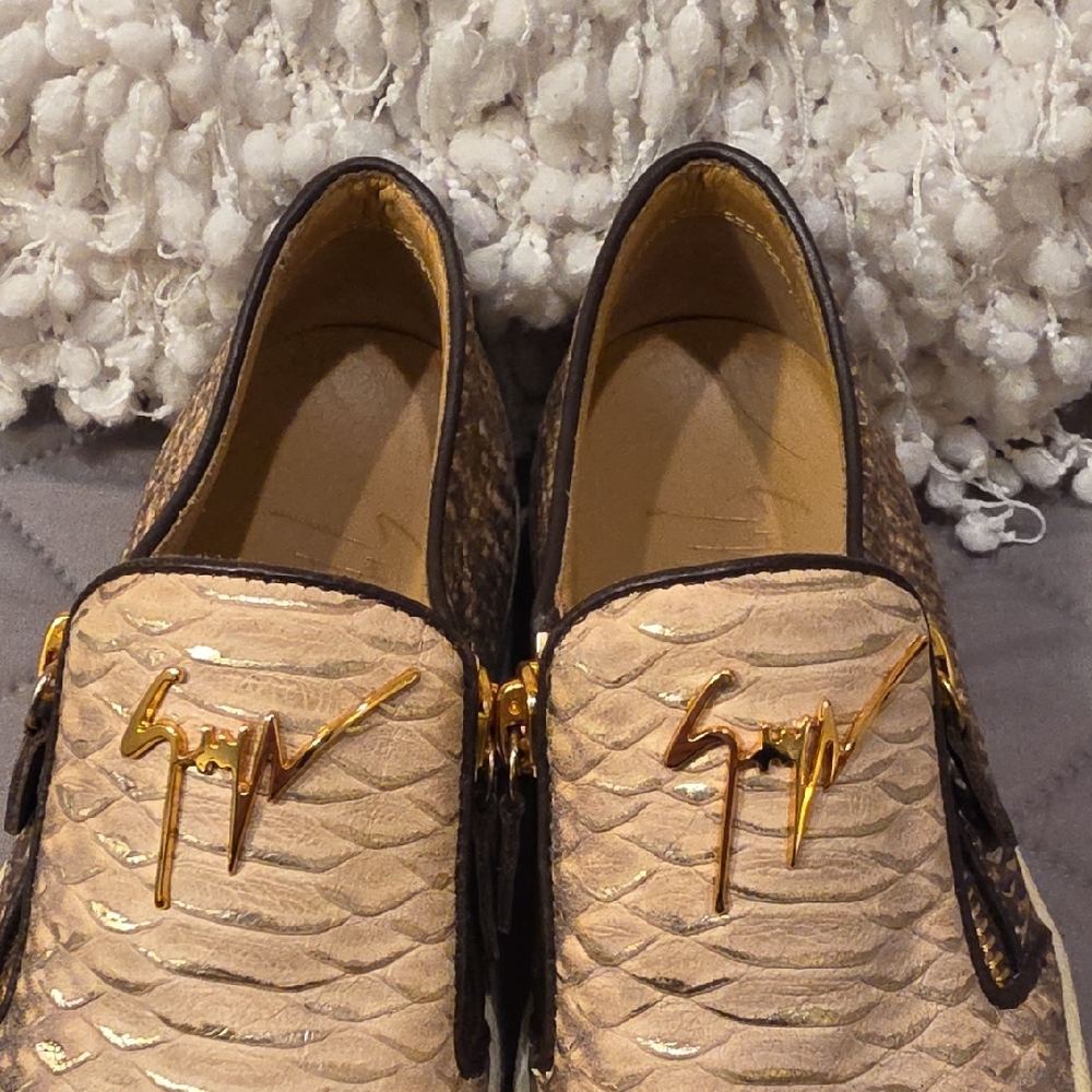 Giuseppe Zanotti Design  Brown and Cream Snakeskin Textured Sneakers - Picture 4 of 16